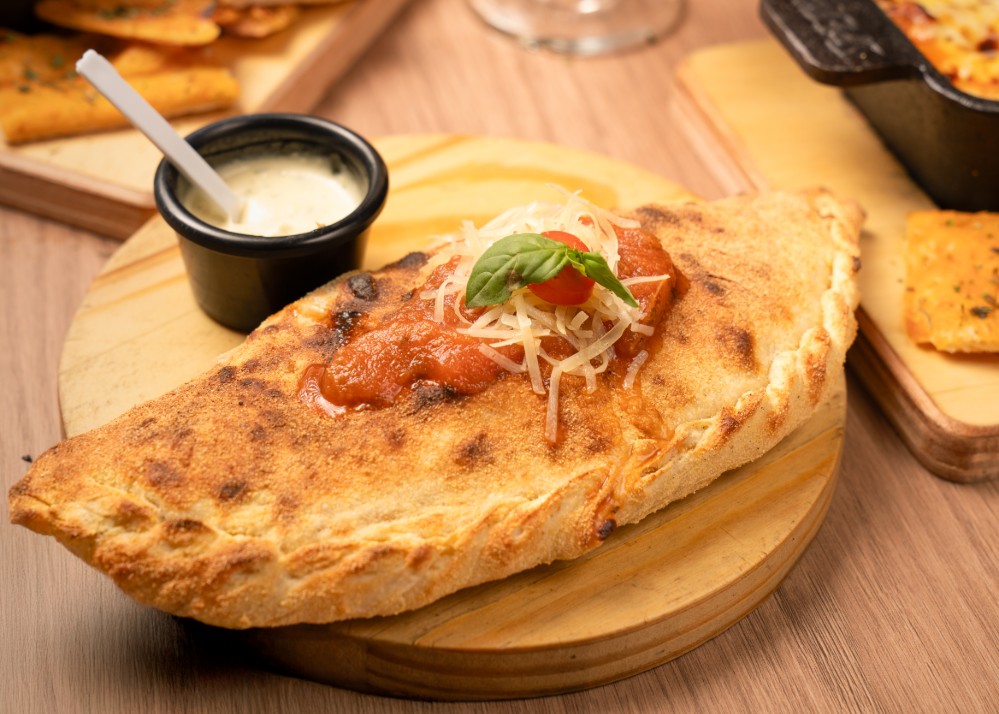 CALZONE CALLEJERO
