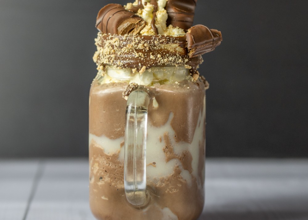 MALTEADA KINDER BUENO